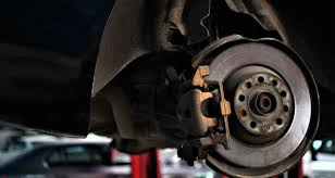 سیستم ترمز EBD چیست و چگونه کار می کند؟