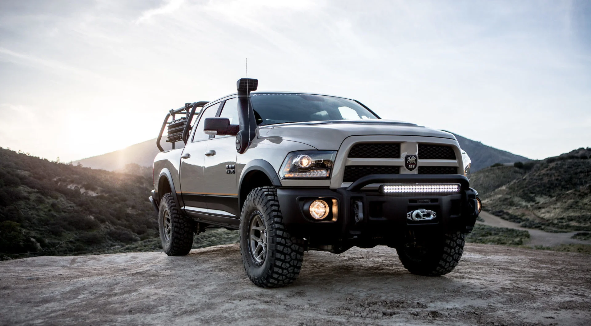 اسنورکل، لوله تنفسی خودروهای آفرود چیست و چگونه کار می ‌کند؟